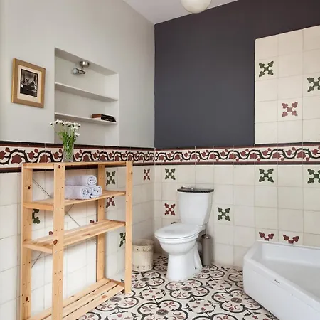 3 Bedroom, 2 Bathroom Fully Equipped House *