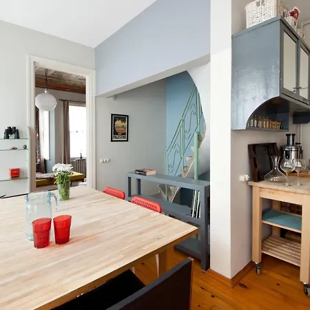 3 Bedroom, 2 Bathroom Fully Equipped House