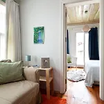 3 Bedroom, 2 Bathroom Fully Equipped House