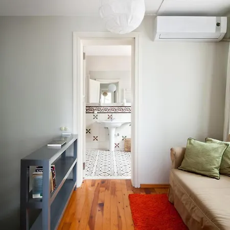 3 Bedroom, 2 Bathroom Fully Equipped House Σπίτι διακοπών *