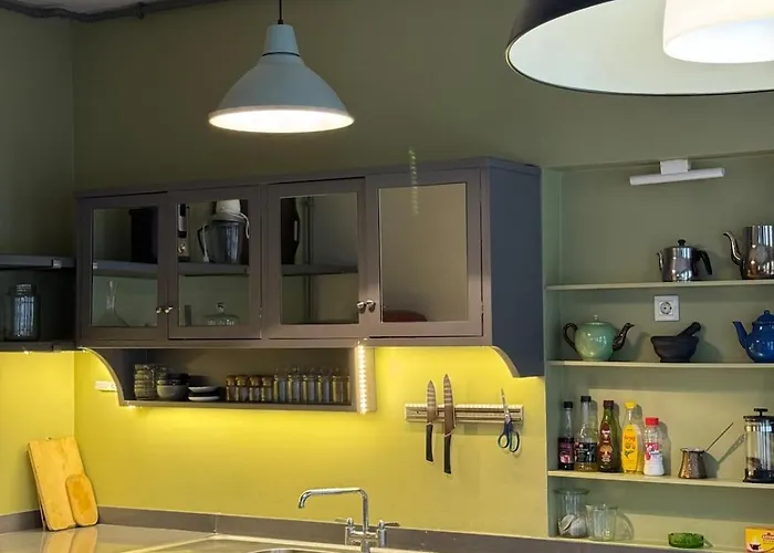 3 Bedroom, 2 Bathroom Fully Equipped House